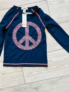 Peek Girls Navy Blue Rash Guard with Pink Peace Sign size 6-7 M